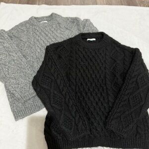 Bundle of 2 American Eagle Outfitters Black and Gray Cable Knit Sweaters